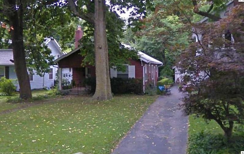 1st image of 4640 N Kenwood Ave