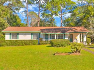 5 Reyes Rd, Deland, FL 32724