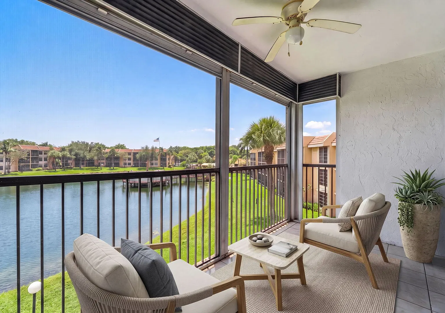 Enjoy South Florida Living Condo for Rent in Margate, FL — Photo 1