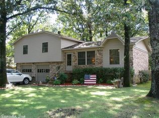 24 Walnut Valley Dr, Little Rock, AR 72211