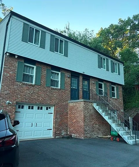 107 Grover Ave #A — Photo 1