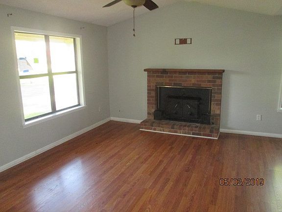 2nd image of 133 Country Dr