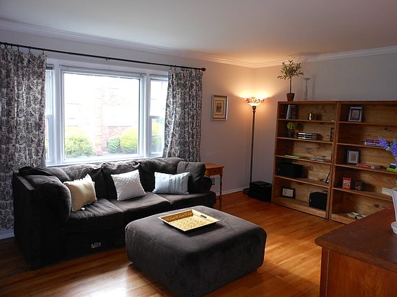 3rd image of 4 Stanford Dr APT 3A