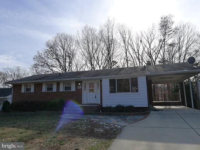 1st image of 1603 Lakewood Dr