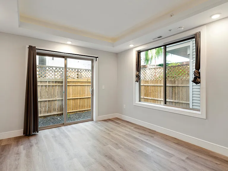 1222 N Marshall St #102A — Photo 8