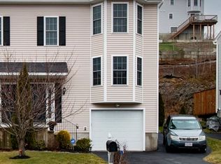 42 Honeysuckle Rd, Worcester, MA 01607