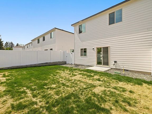 3rd image of 1097 S Underwood Pl #120