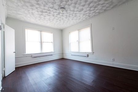 5th image of 2235 E 71st St #2241-209