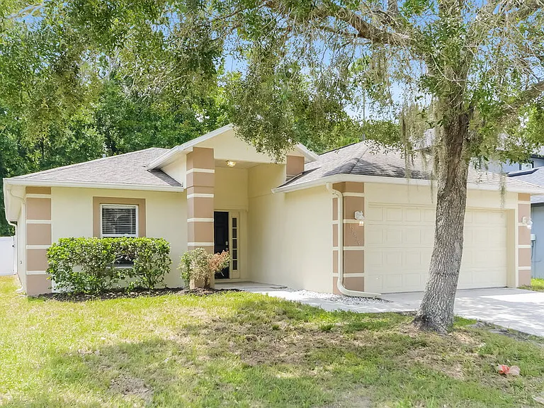 13825 Econ Woods Ln — Photo 3