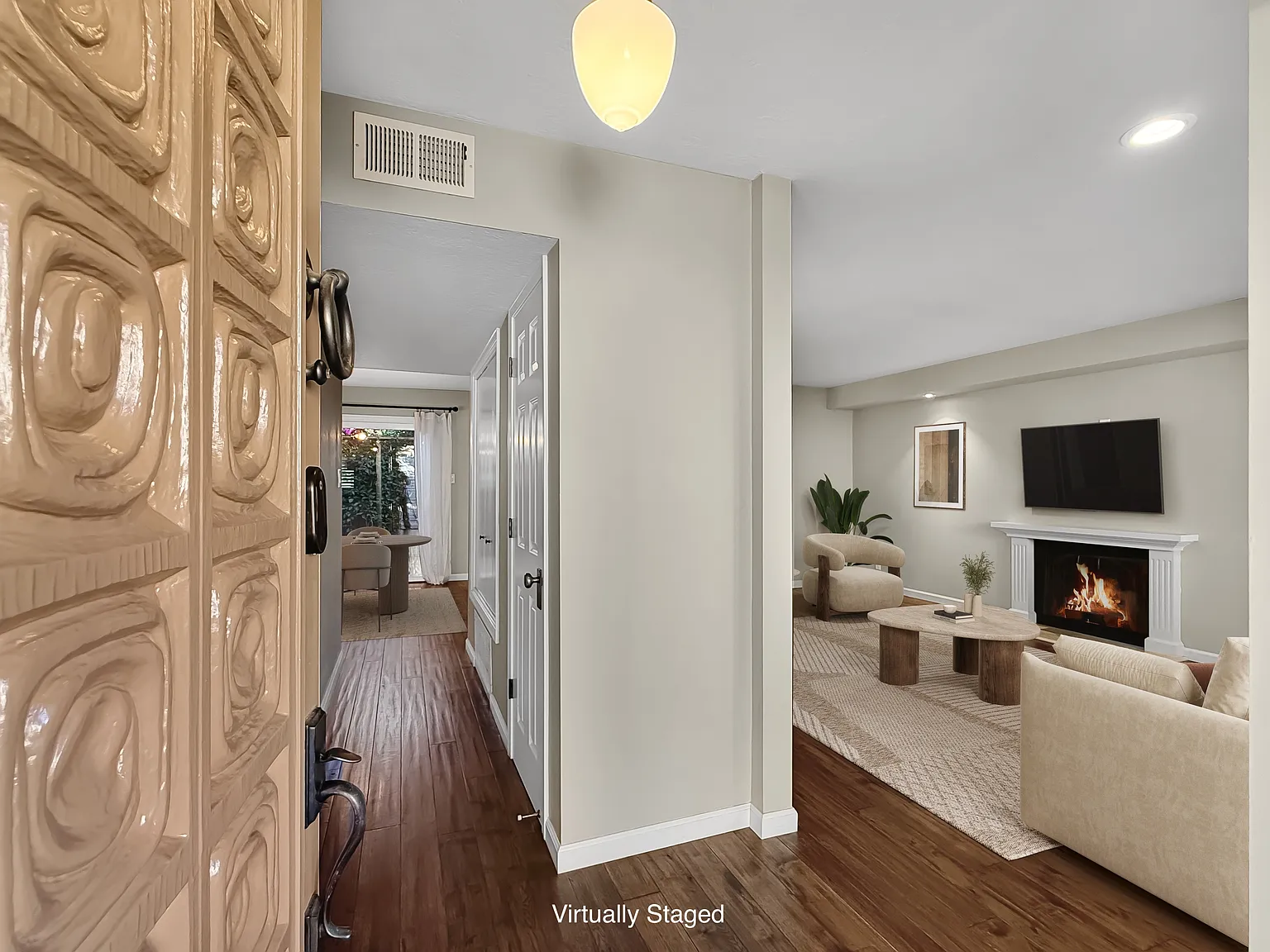 2 bed, 2.5 bath, 1556 sqft, $6,995 — Photo 2