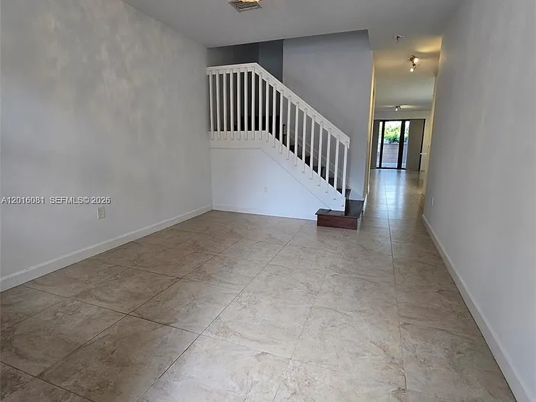 5810 NW 104th Path #5810 — Photo 4