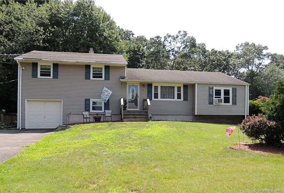 1st image of 62 Dogwood Lane