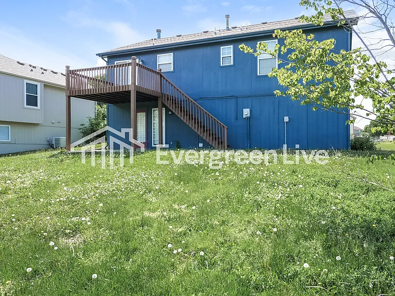 11127 N Lewis Ave — Photo 15
