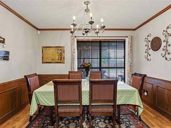 5th image of 2213 Skiles Dr