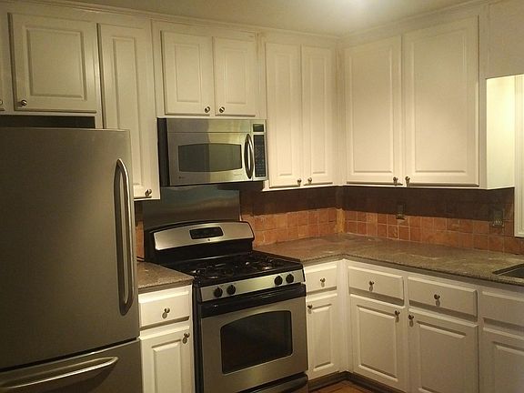 4th image of 750 Coventry Township Pl