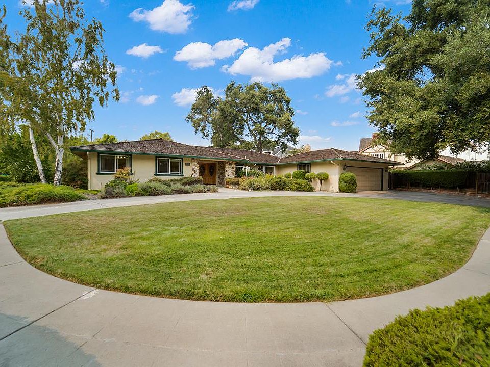 1st image of 2211 Central Park Dr