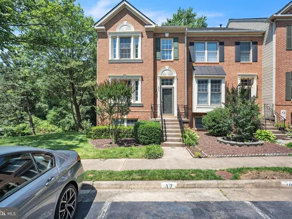 5561 Jowett Ct, Alexandria, VA 22315