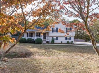 1489 Sir Knights Way, Lawrenceville, GA 30045