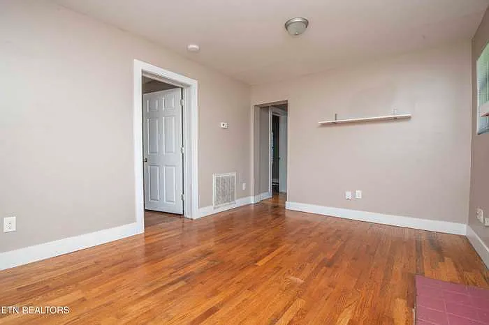 210 Dodson Ave — Photo 20