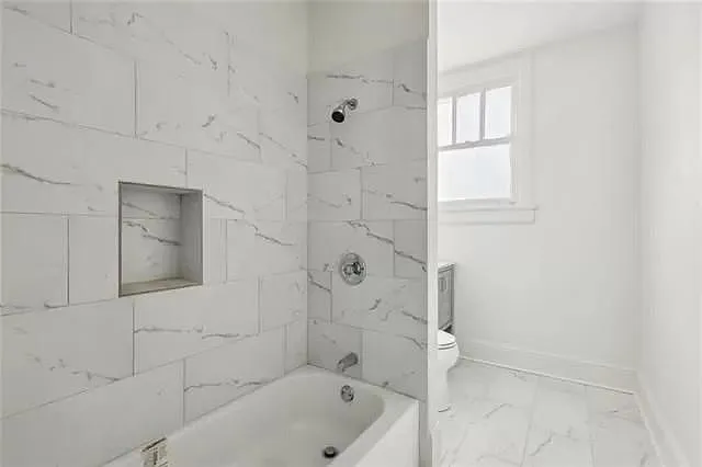 2427 Soniat St — Photo 7
