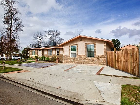 4th image of 8152 Kester Ave
