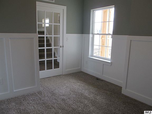 5th image of 11288 Sandhill Dr