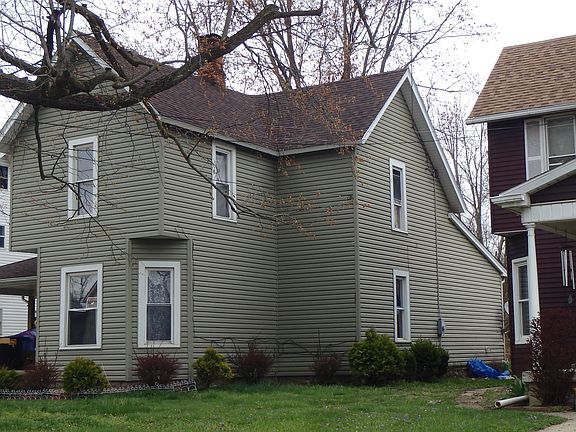 3rd image of 370 Blaine Ave