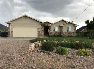290 E 100 N, Mona, UT 84645