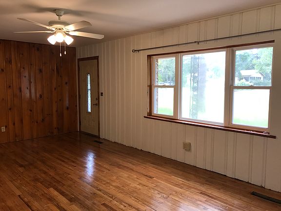 3rd image of 2775 Gerald Dr