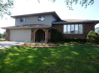 745 Franklin Ave, Frankfort, IL 60423