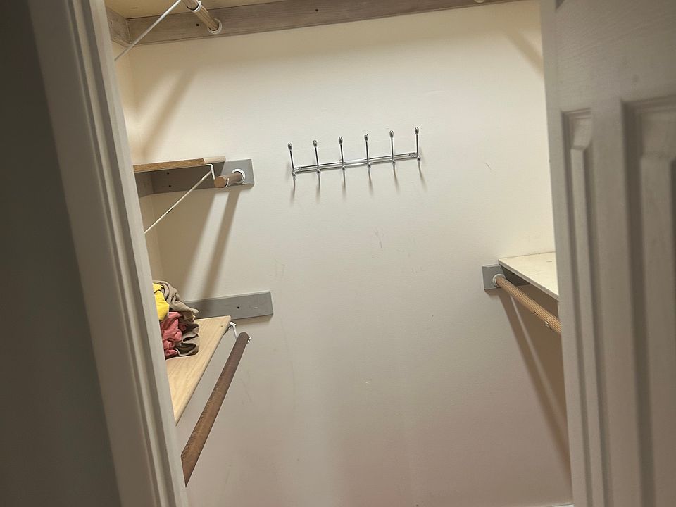 Walk in closet