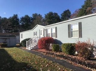 18 Valley Forge Rd, Taunton, MA 02780