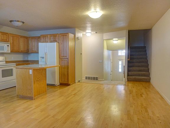 3rd image of 1604 Missoula Ave APT D
