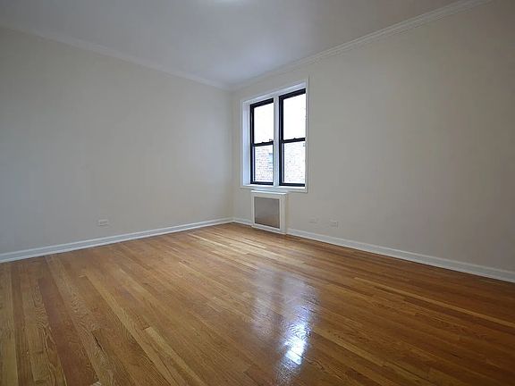 5th image of 9830 67th Ave APT 5X