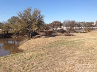 9609 Dickson Rd, Fort Worth, TX 76179