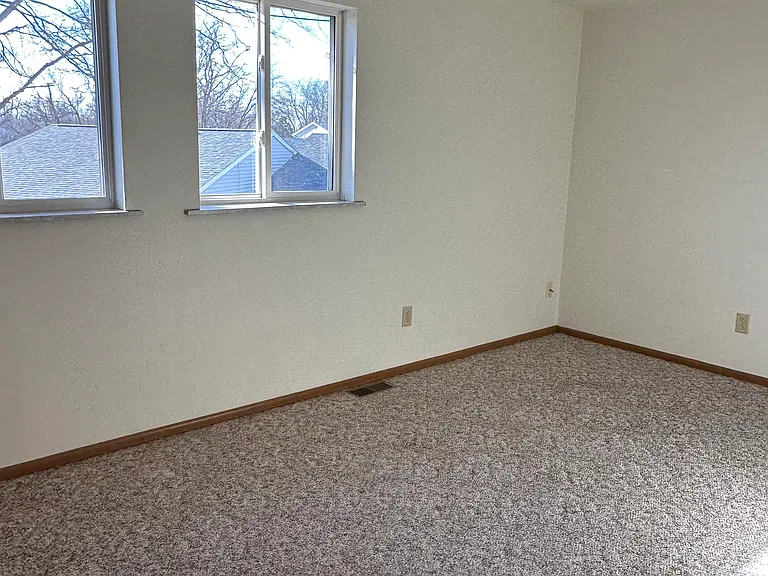 13 Florentine Ct — Photo 15