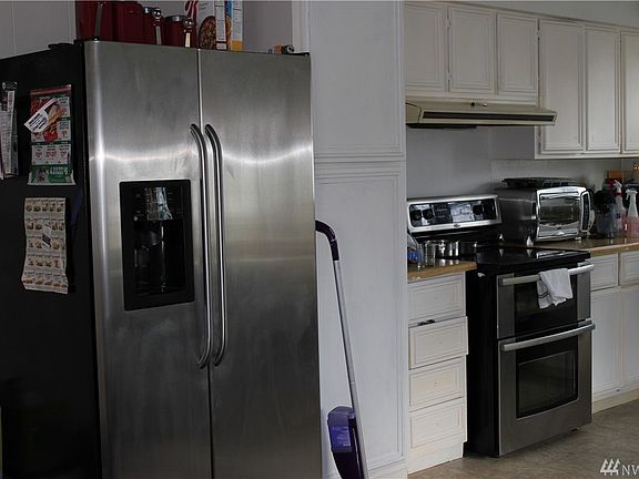 2nd image of 20606 8th Avenue Ct E #3