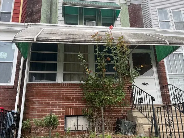 7359 Theodore St, Philadelphia, PA 19153