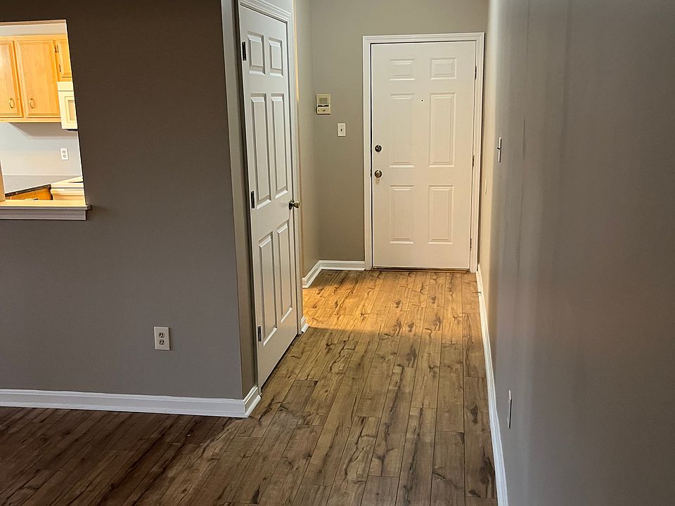 Living Room / Entry Way