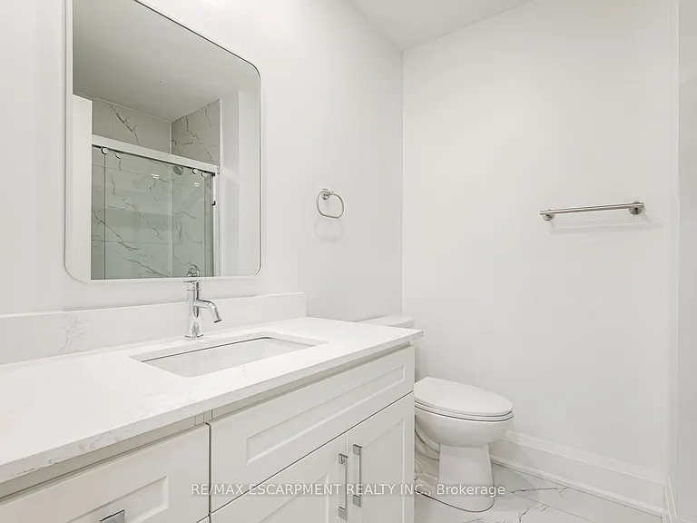 2104 Mississauga Rd — Photo 32