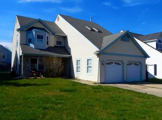 411 Farmhouse Ln, Mount Laurel, NJ 08054