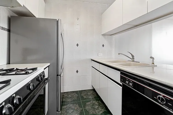 Rented by Argo Residential | media 9