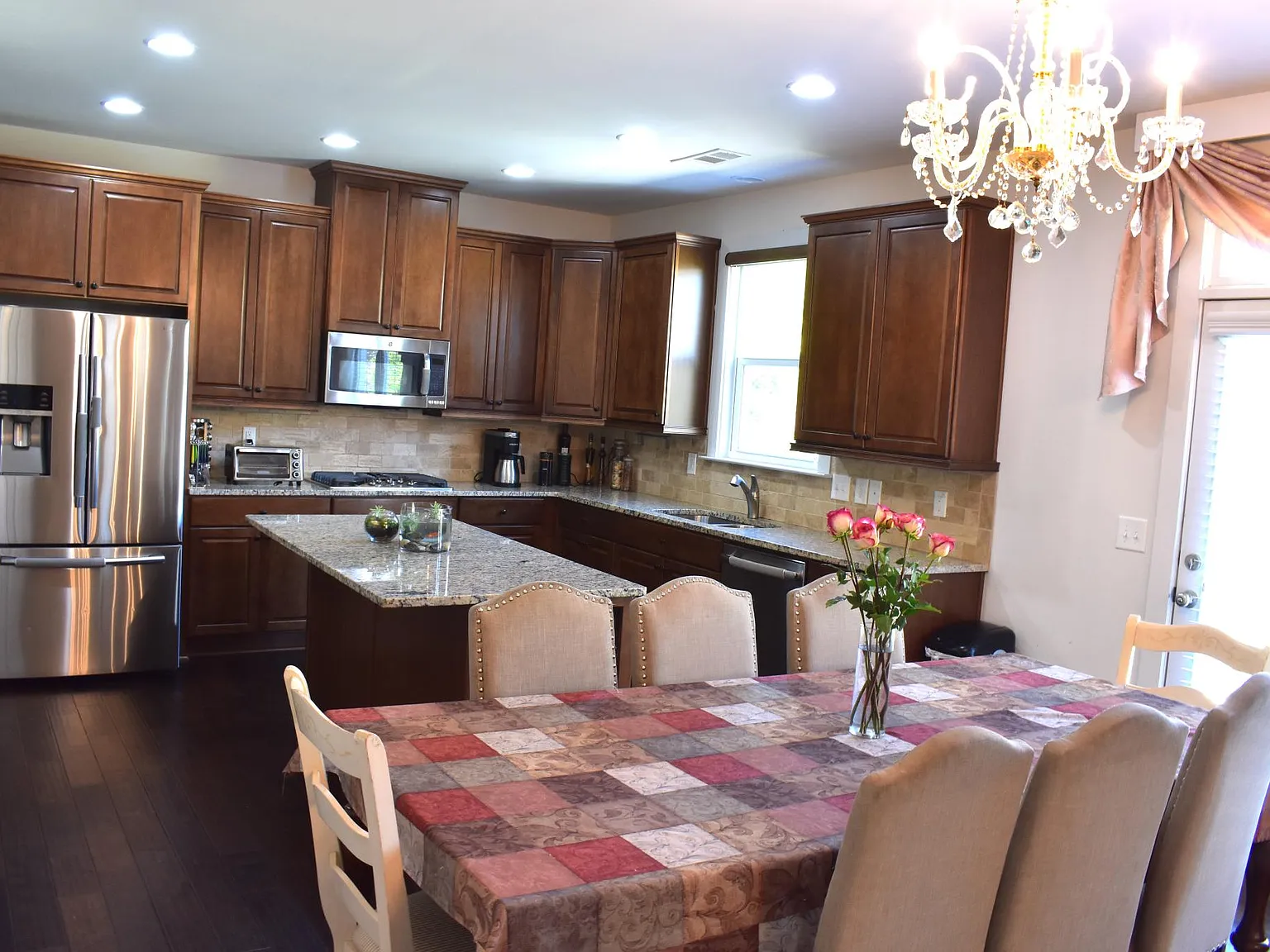 940 Bar Harbor Pl — Photo 3