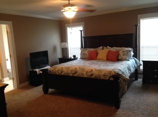 117 Saint Martin Dr, Rainbow City, AL 35906
