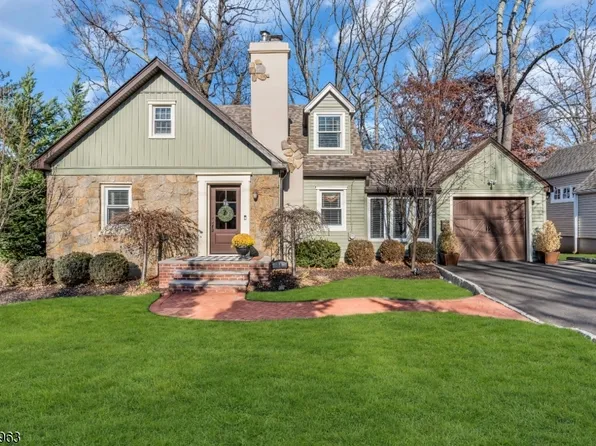 14 Longview Rd, Livingston Twp., NJ 07039