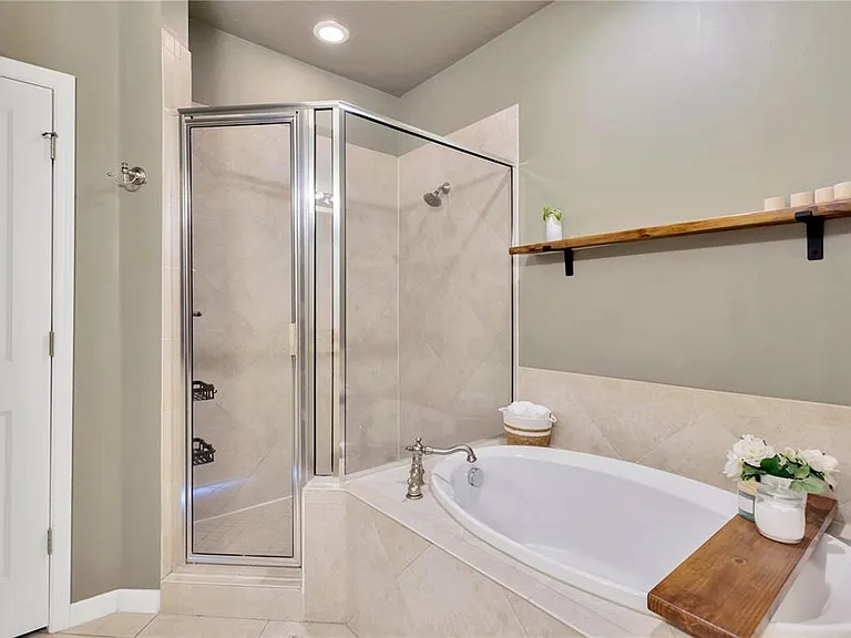 8307 Manor Club Cir #1 — Photo 26