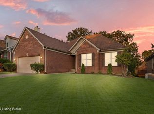 7307 Spring Run Dr, Louisville, KY 40291