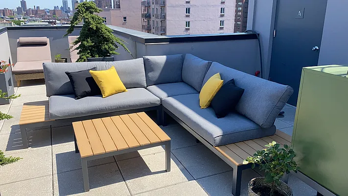 Rented by Christie's International Real Estate Group, LLC | media 27