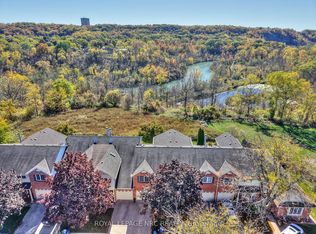 275 Pelham Rd #35, Saint Catharines, ON L2S3B9