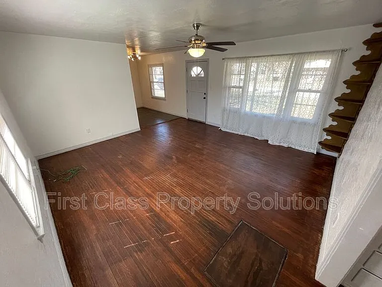 6618 NW 31st St — Photo 16